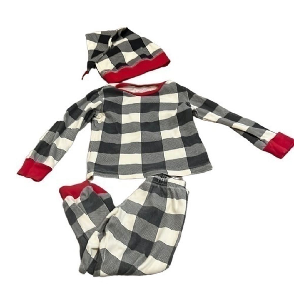 Loved baby 3T Buffalo print pjs and hat